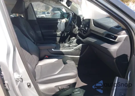 2021 Toyota Highlander Xle from USA, damaged, VIN 5TDHZRAH4MS033443